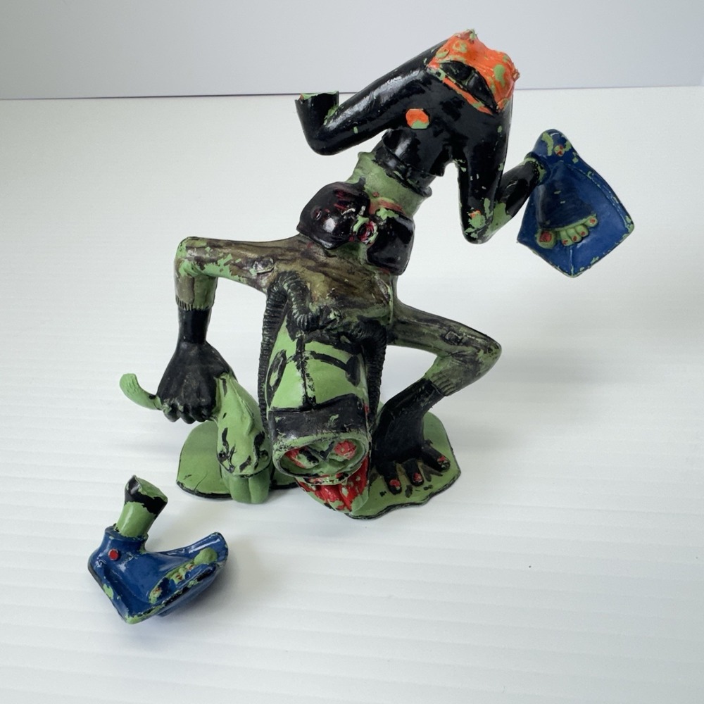 1963 ORIGINAL NUTTY MADS "DIPPY THE DEEP DIVER" SCUBA DIVE FISH 5" LOUIS MARX